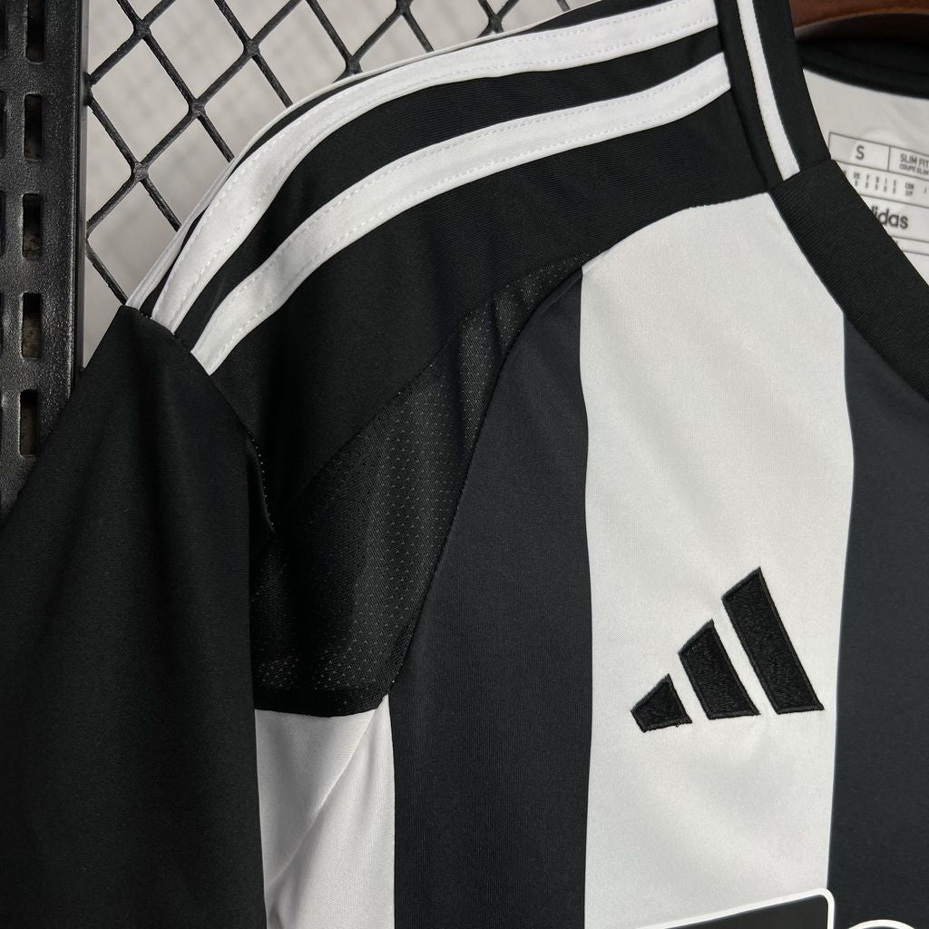Maillot Newcastle Domicile 24/25
