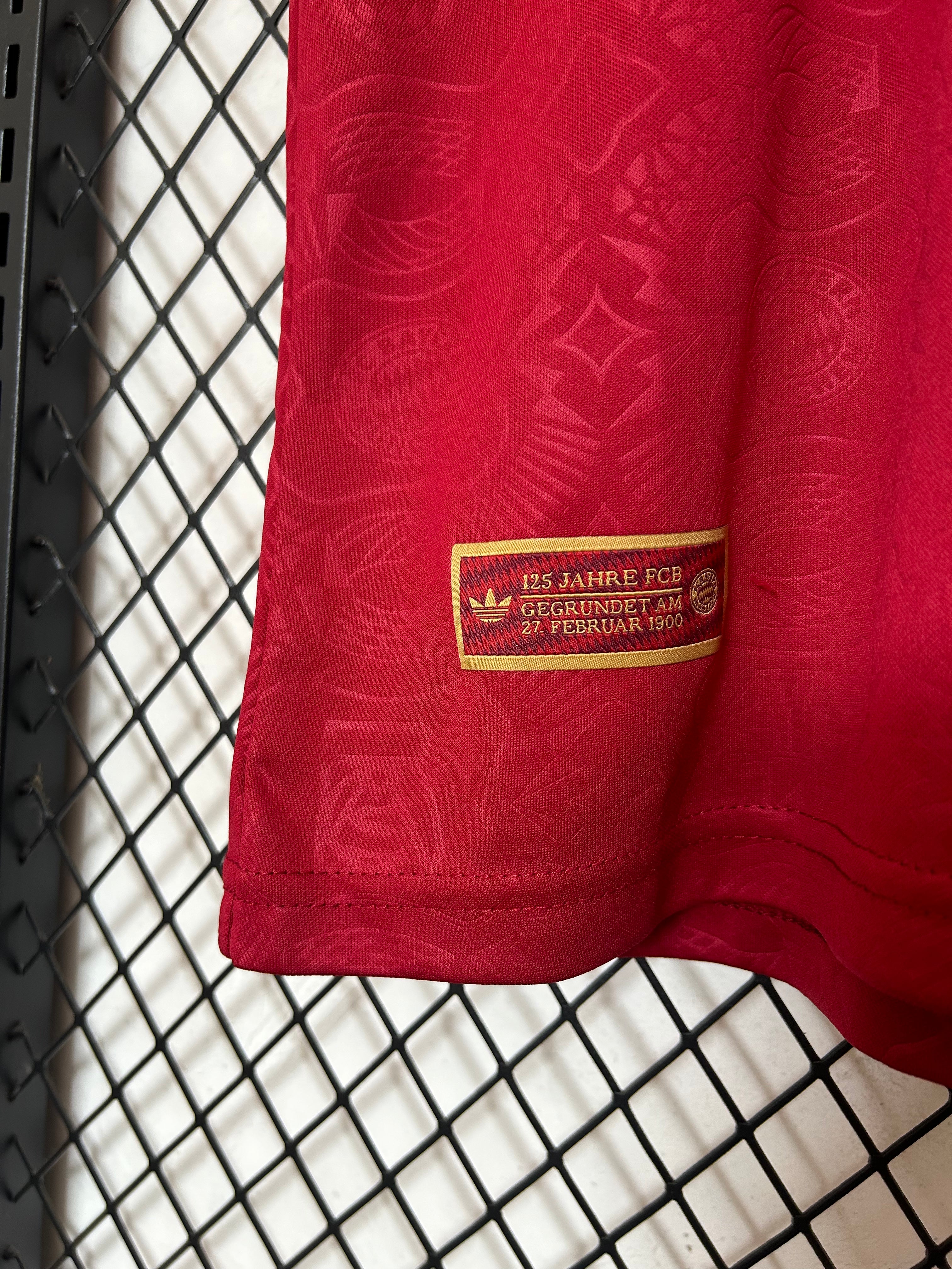 Maillot Bayern Munich Edition "Anniversaire"