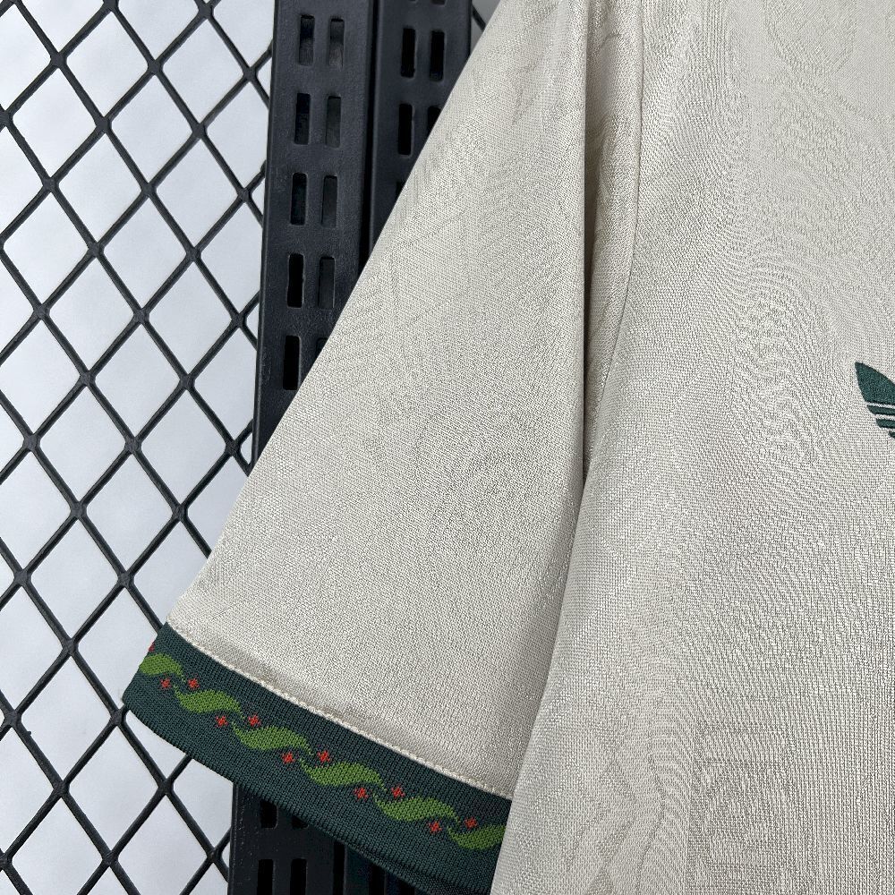 Maillot Bayern Munich Oktoberfest Edition Special 2025-2026